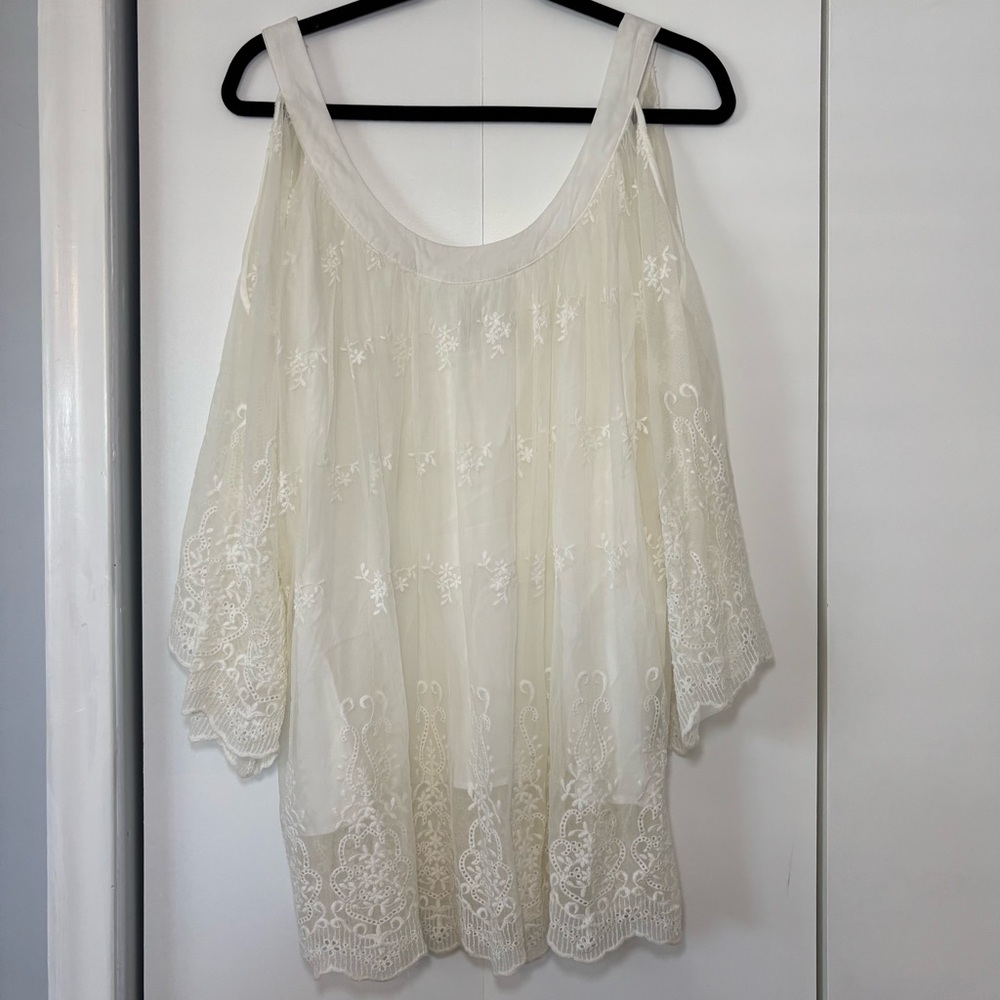 Ecote Women’s White Lace Bell Sleeve Top Size Large Boho Cottage Fairy